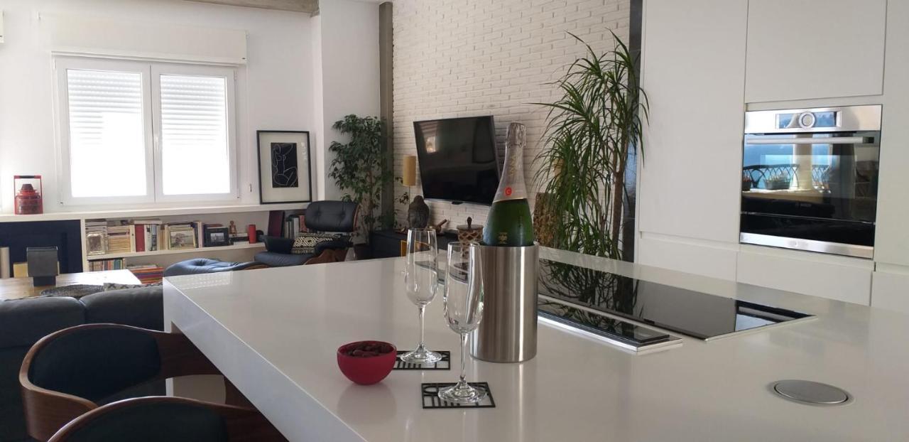 Apartmán Atico Loft En Frente Al Mar Terraza Vista Espectacular Alicante Exteriér fotografie